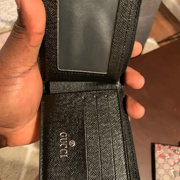 Gucci wallet - Picture 3 of 3